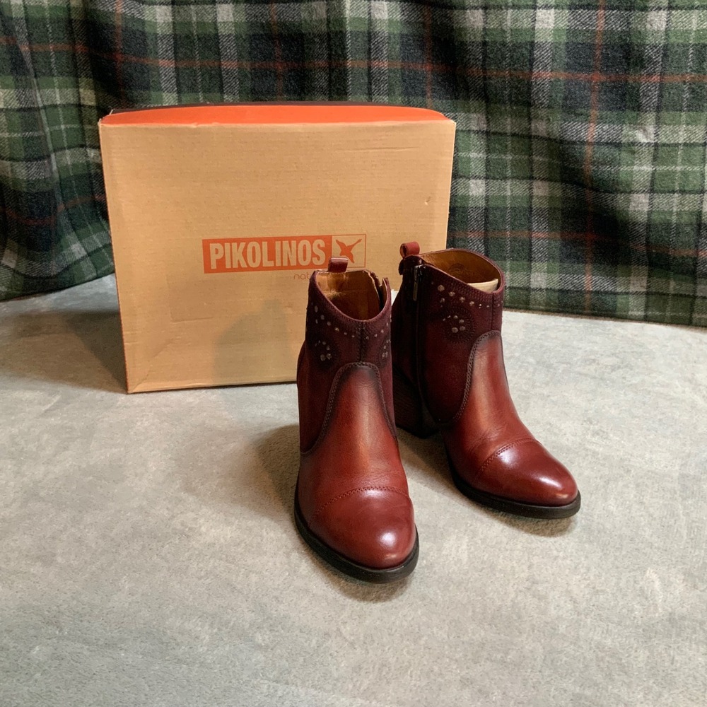 Pikolinos Womens Burgundy Leather Suede Studded Ankle Boots Size 38 NIB